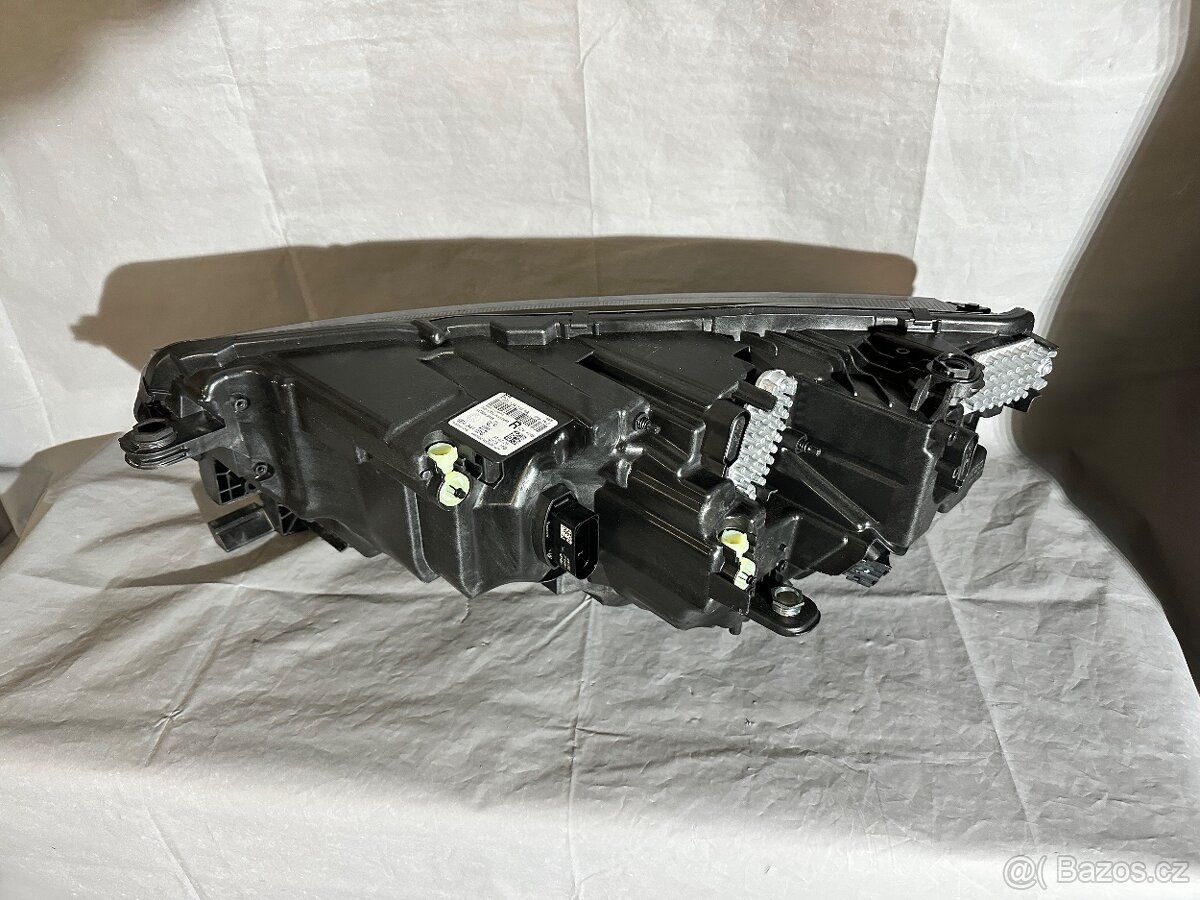 Škoda Octavia 4 facelift full led - 8