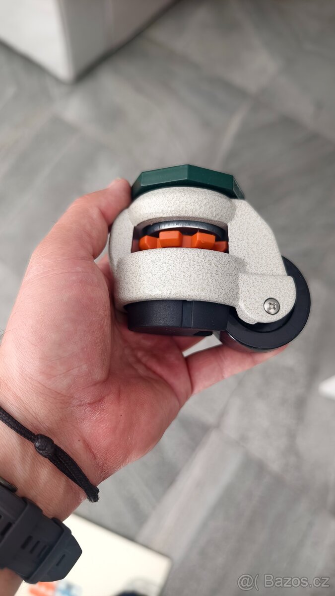 LiFePO4 bateriový box s nejnovější BMS JK V19 - 8