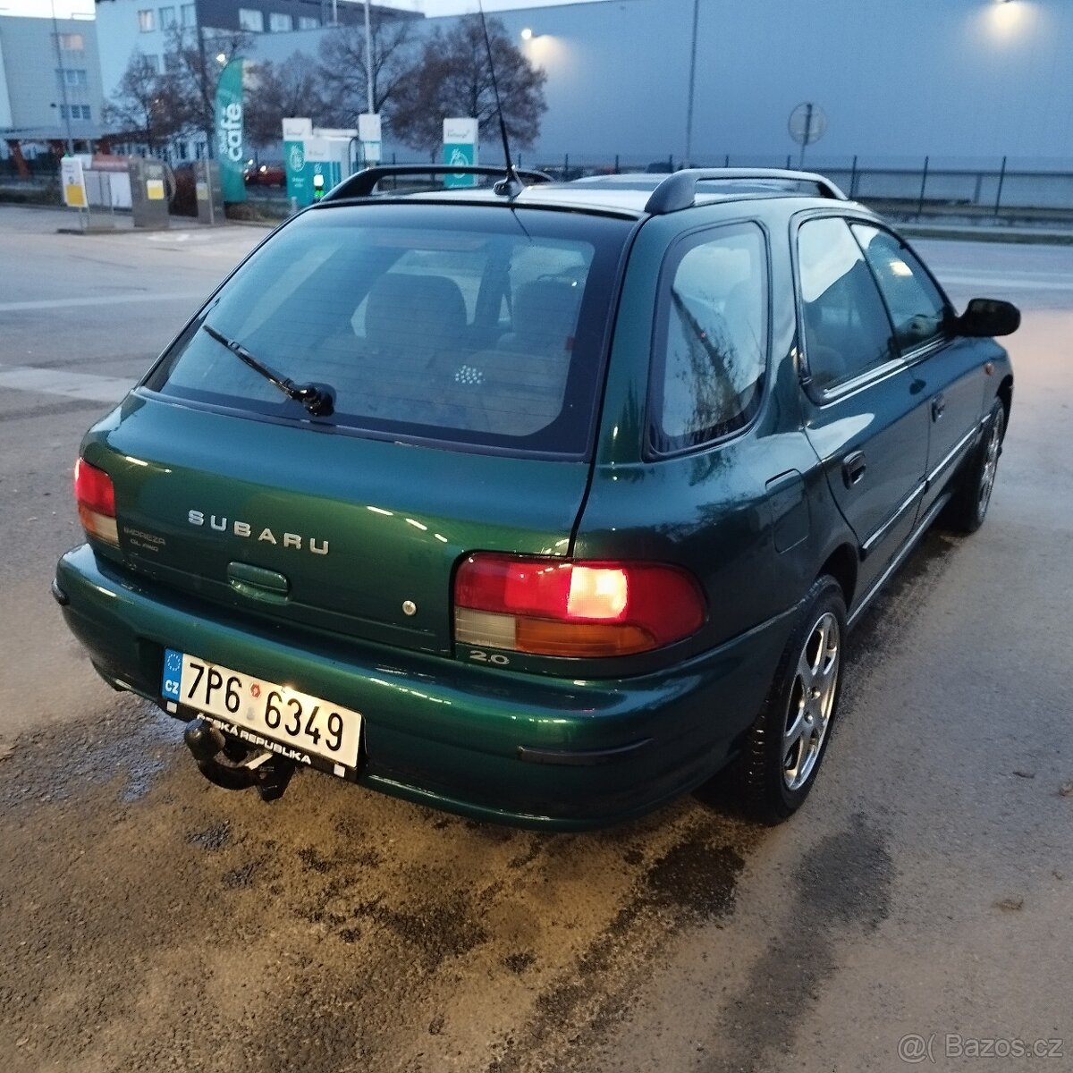 Subaru impreza 2.0i - 8