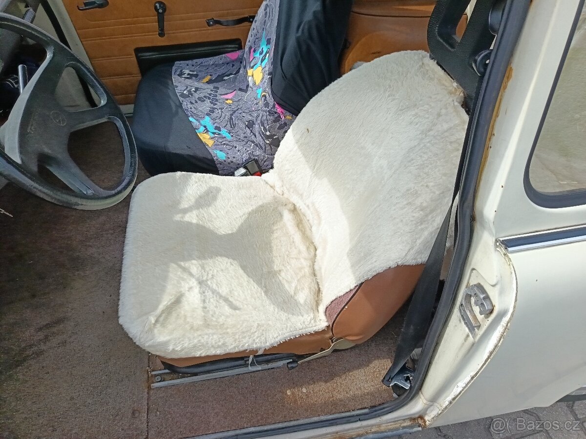 Trabant 601combi Doklady německé na Přihlášení - 8