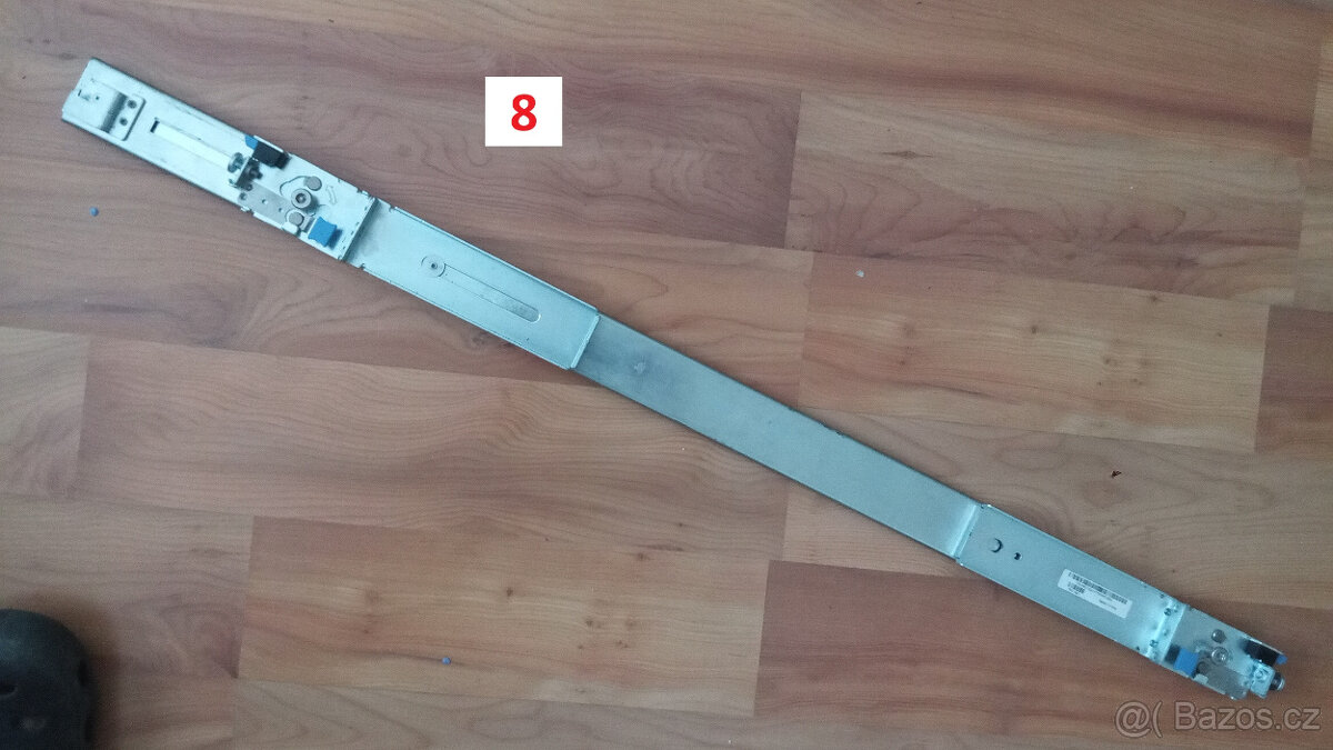 Serverové ližiny a jiné příslušenství k serverům - 8