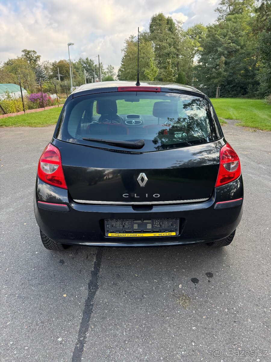 RENAULT CLIO 1,2 i TCe - 8