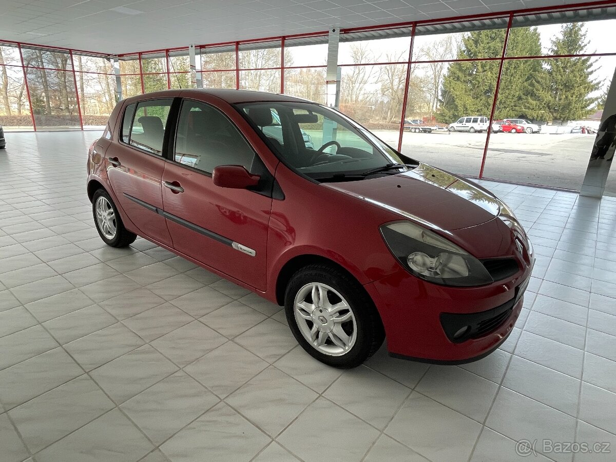 Renault Clio 1.5dCi, edice Rip Curl 2007 - 8