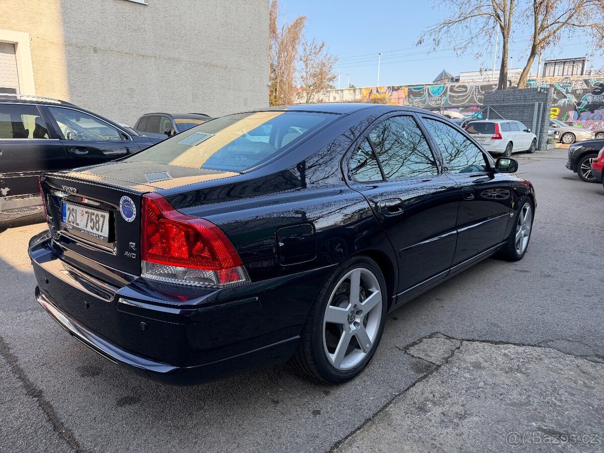 Volvo S60 R AWD - 8