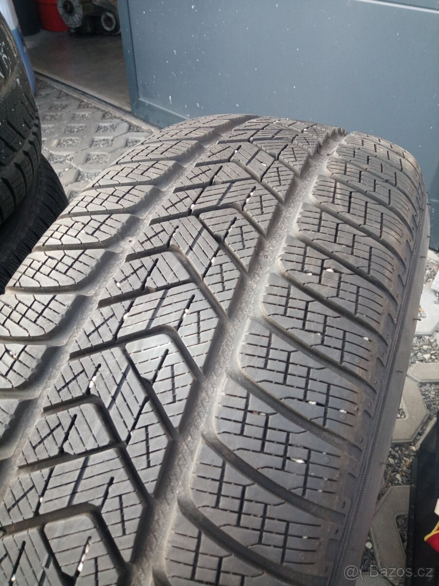 235/60 R 18 - 8