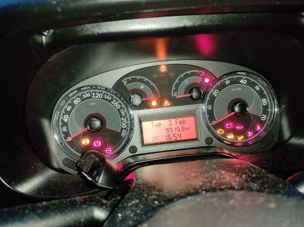 Fiat Linea 1,4 57kw díly - 8