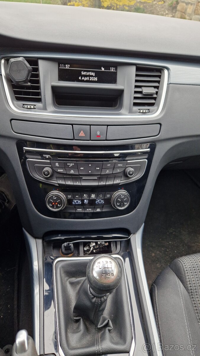 Peugeot 508 SW - 8