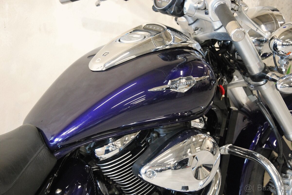 Suzuki Intruder M 800 - hezký originální stav, původ ČR - 8