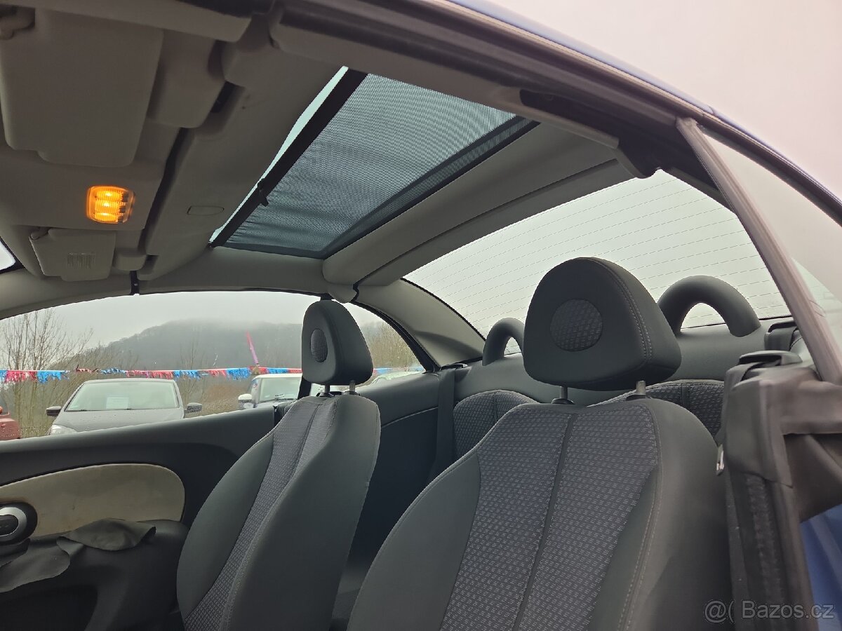 Nissan Micra cabrio - 8