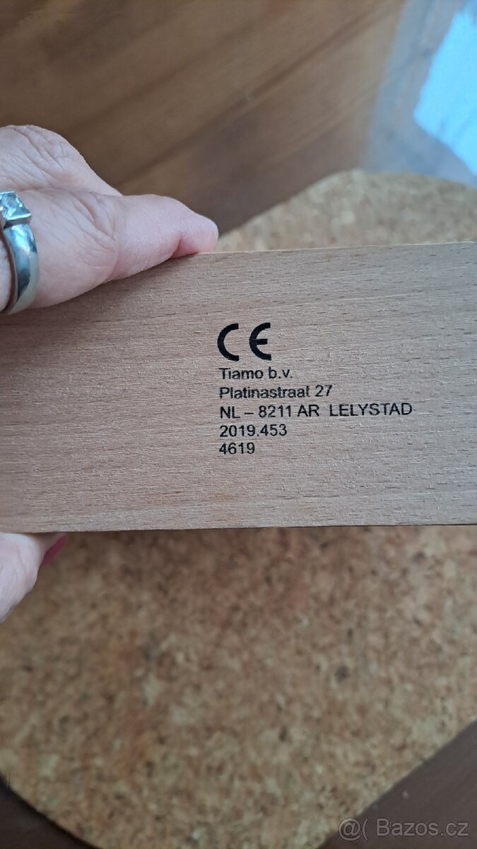 Ohřívač dětských lahví,žehlička na vlasy,počítadlo - 8