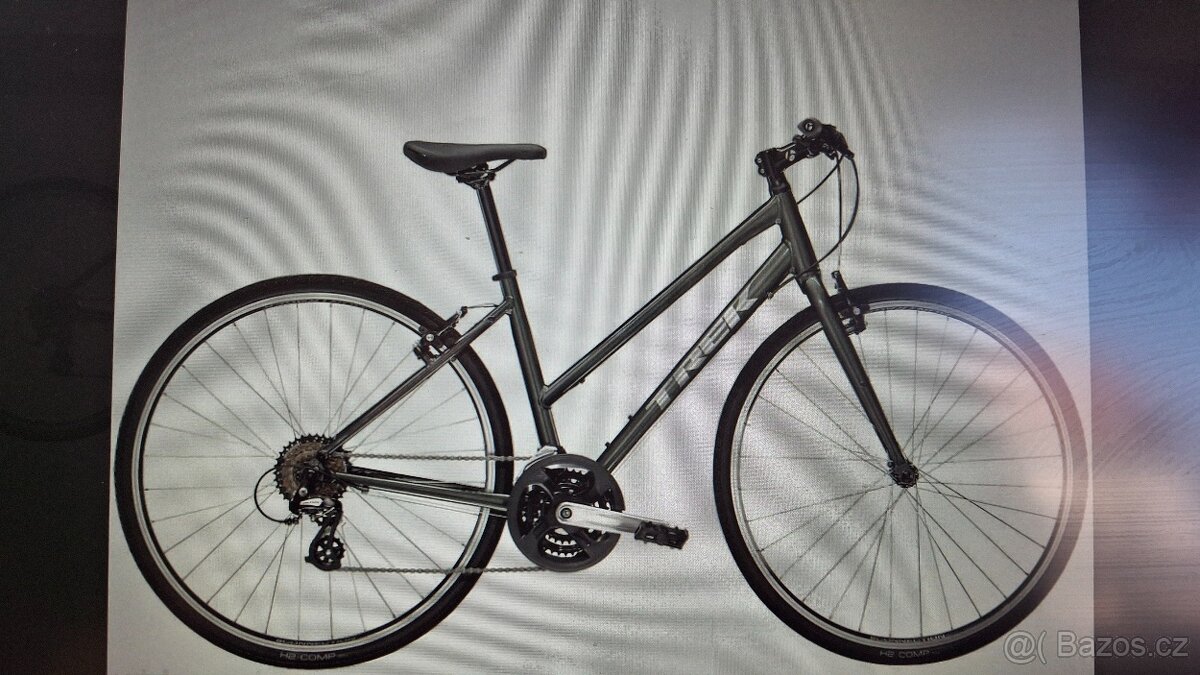 Dámské kolo Trek M - 8