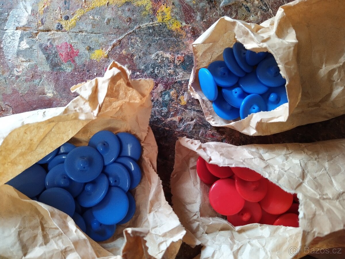 Staré nepoužité knoflíky - 8