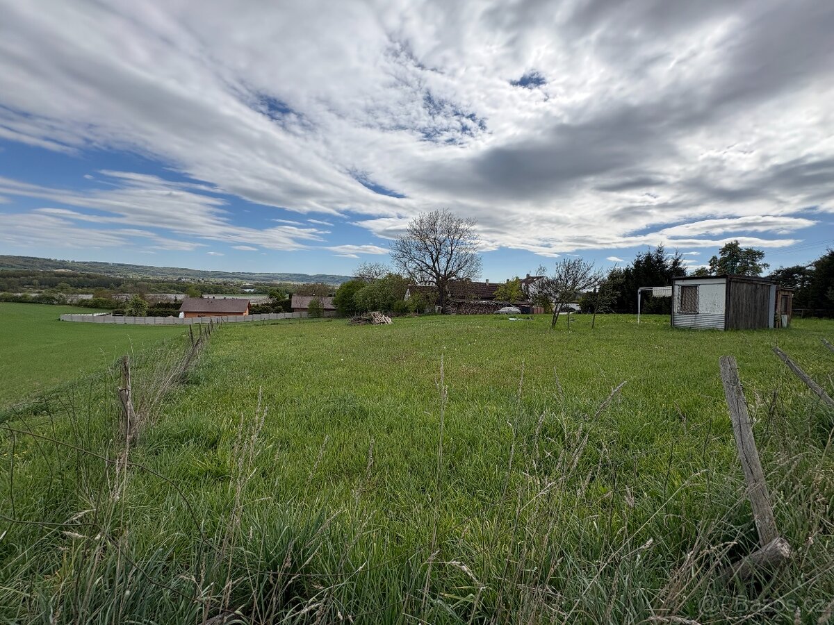 Stavební pozemek 2000m2 - 8