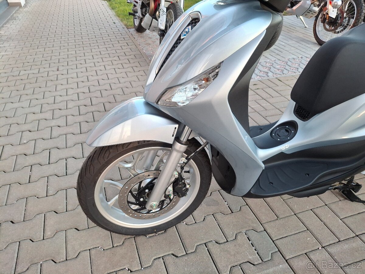 PIAGGIO Medley 125 ABS E5+ GRIGIO ASTRALE - 8