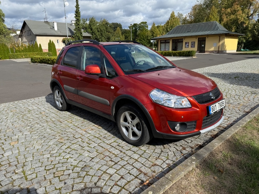 Suzuki SX4 1.2 benzín RV: 2008 - 8