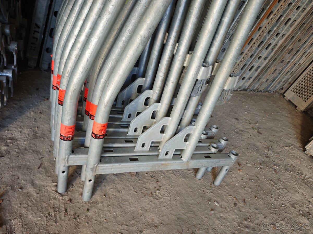 Prodám konzole Layher 1,5m x 0,73m - 8