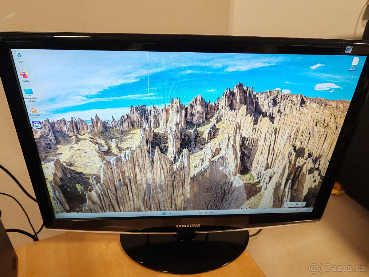 Dell Optiplex 7010/8GB/SSD+250HDD/monitor/klávesnice/myš - 8