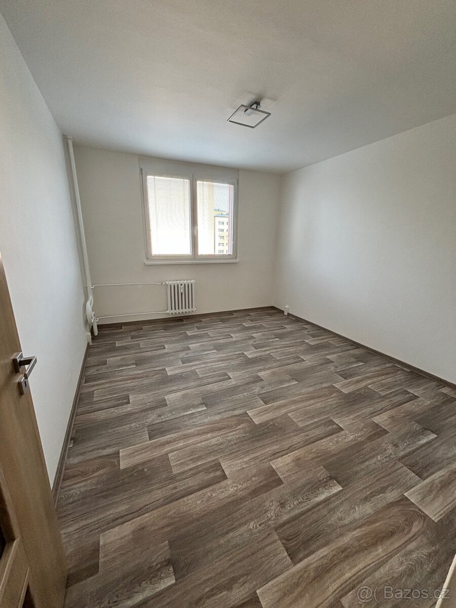 Pronájem bytu 3+1 v Opavě Kateřinkach - 8