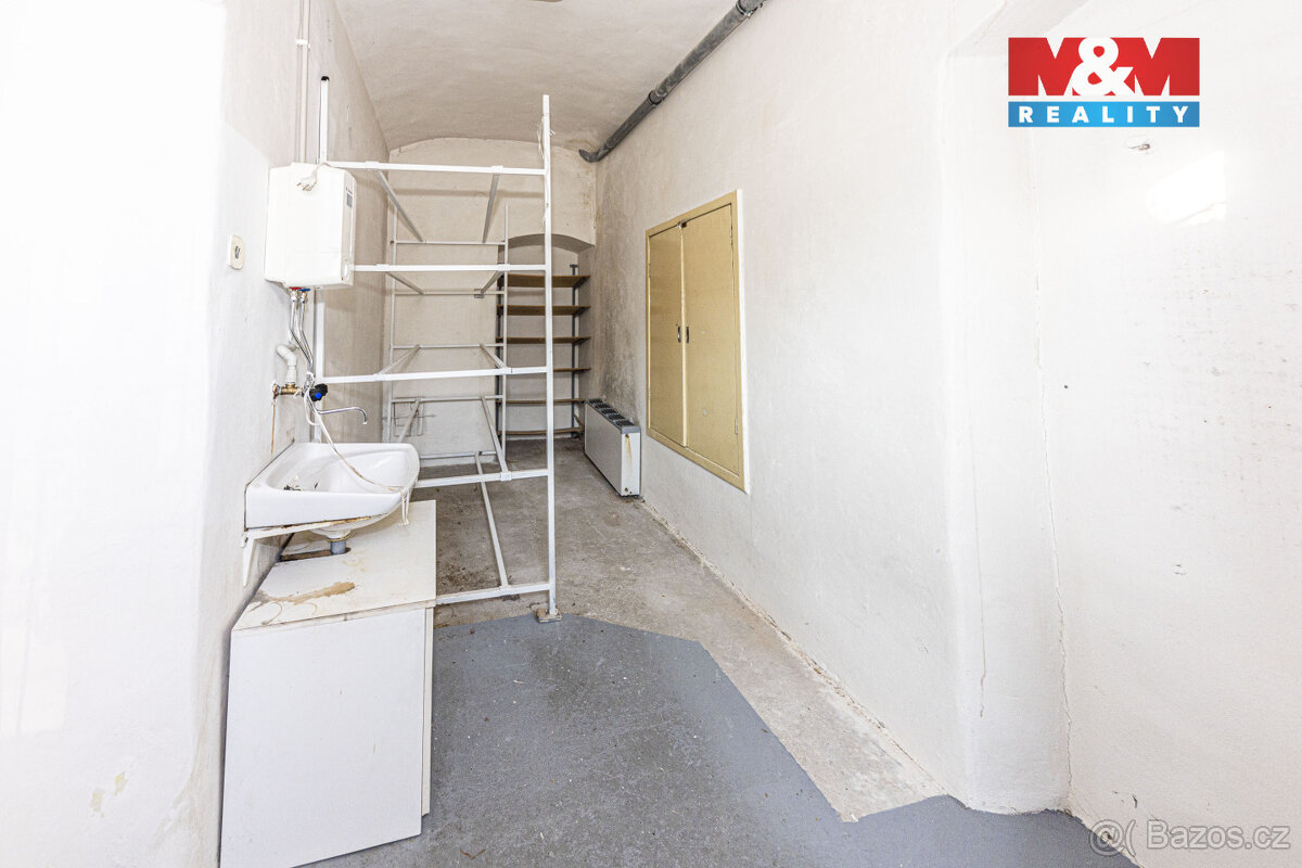 Pronájem obchod a služby, 61 m², Kolín, ul. Legerova - 8