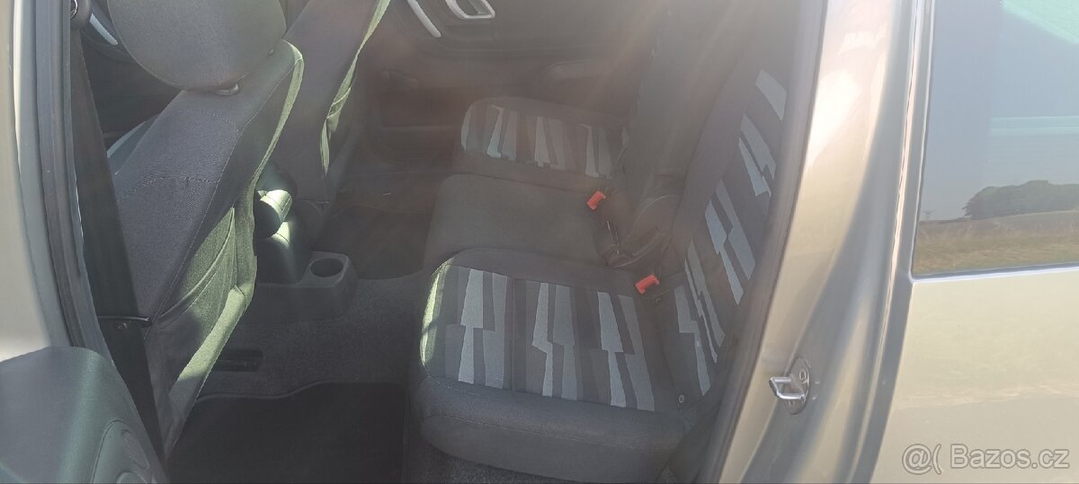 Škoda Roomster 1.4 16V 63KW, Digitální Klimatizace - 8