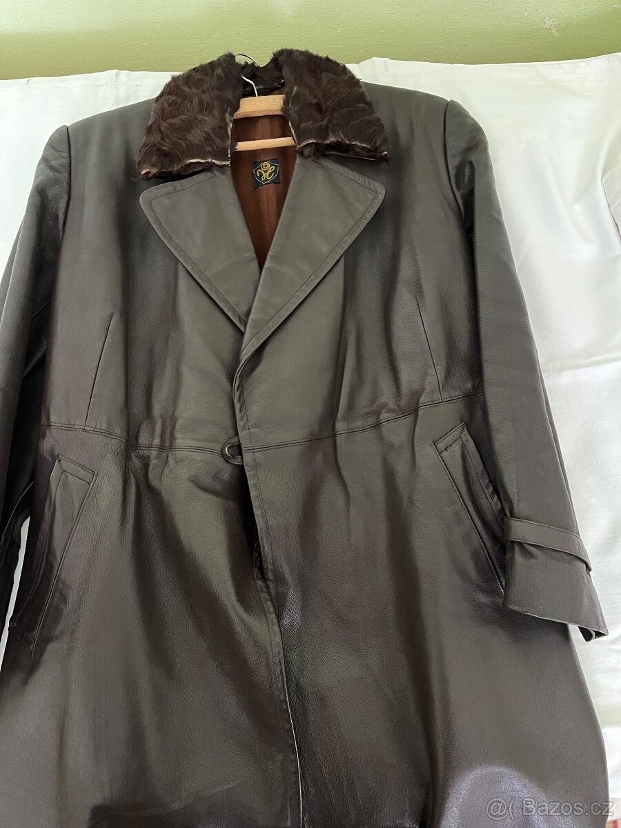 Pozustalost kozichy a kabaty - 8