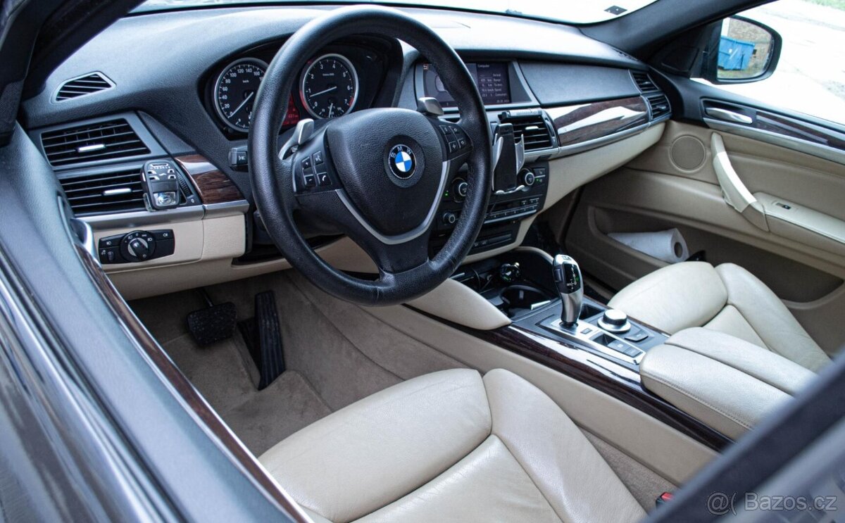 BMW X6 xDrive 50i A/T - 8