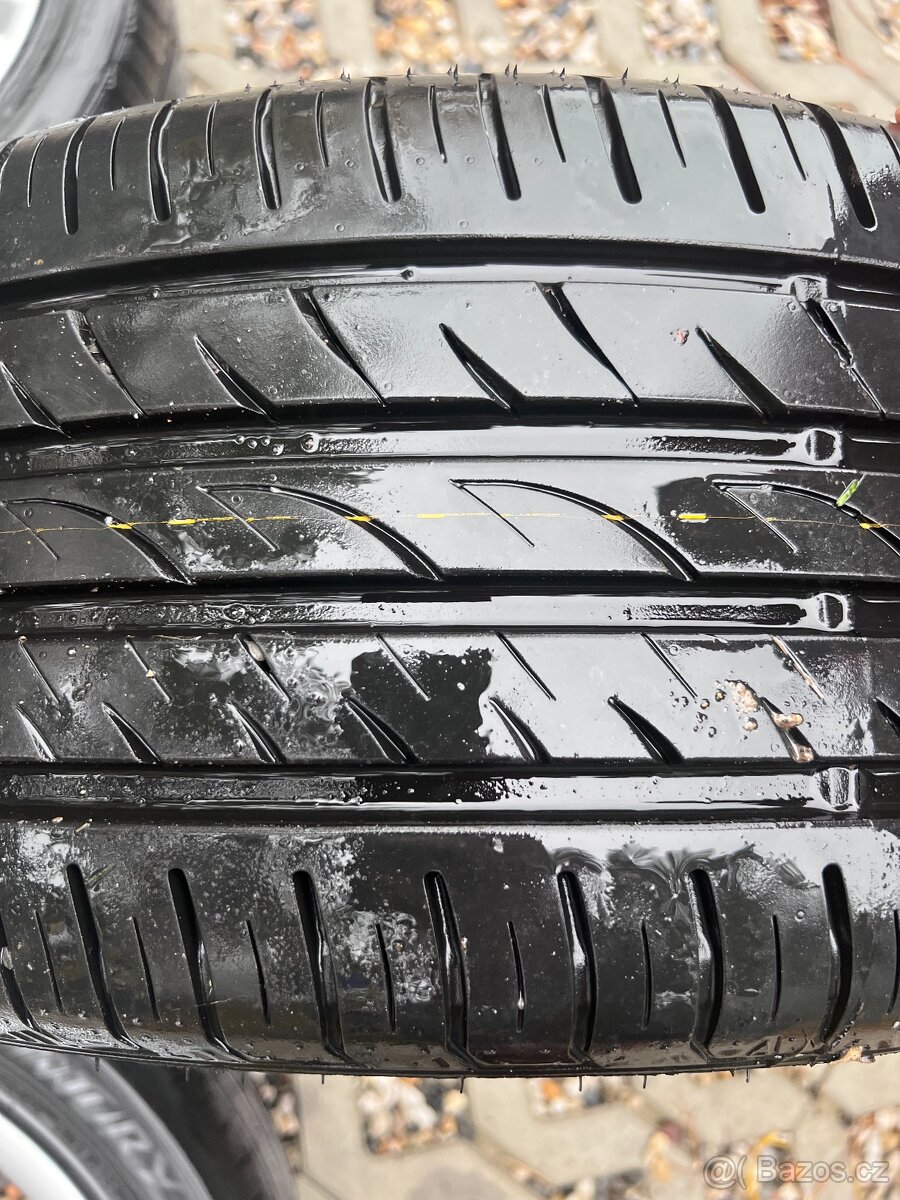 Originál elektrony BMW s novými pneu - 8
