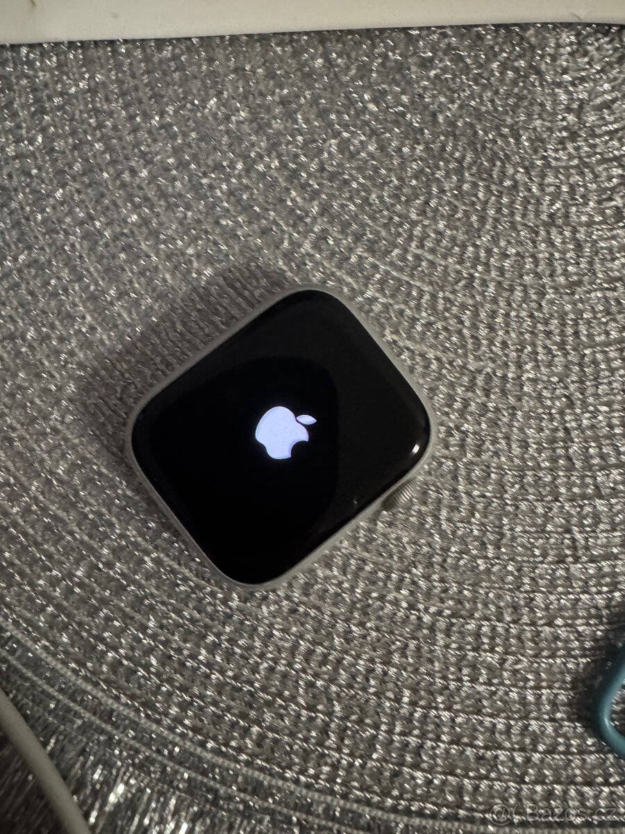 Apple Watch Series 8 45mm - 8