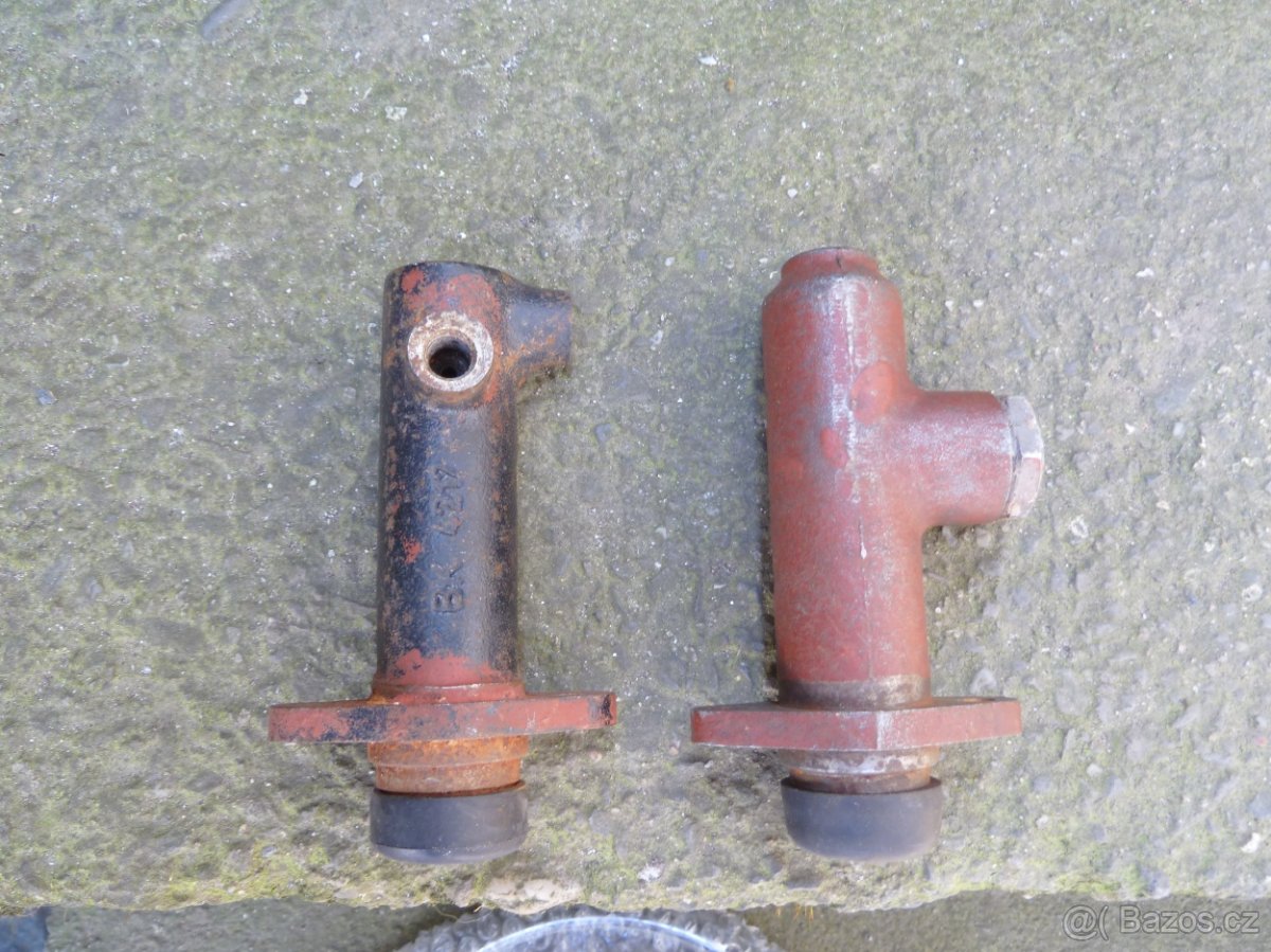 DÍLY ŠKODA 100,110 ,1000,Octavia a další - 8