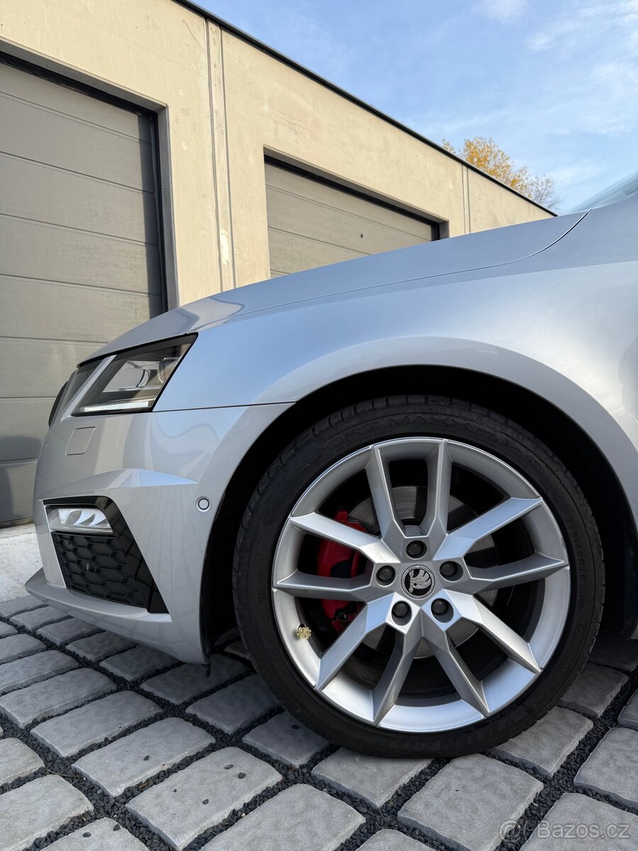 Škoda Octavia 3 RS - 8