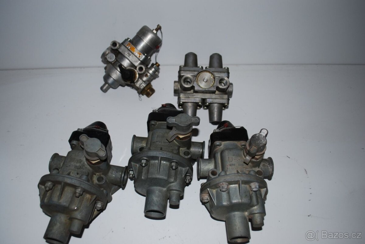 Avia A30, A31 - části brzdového systému - 8