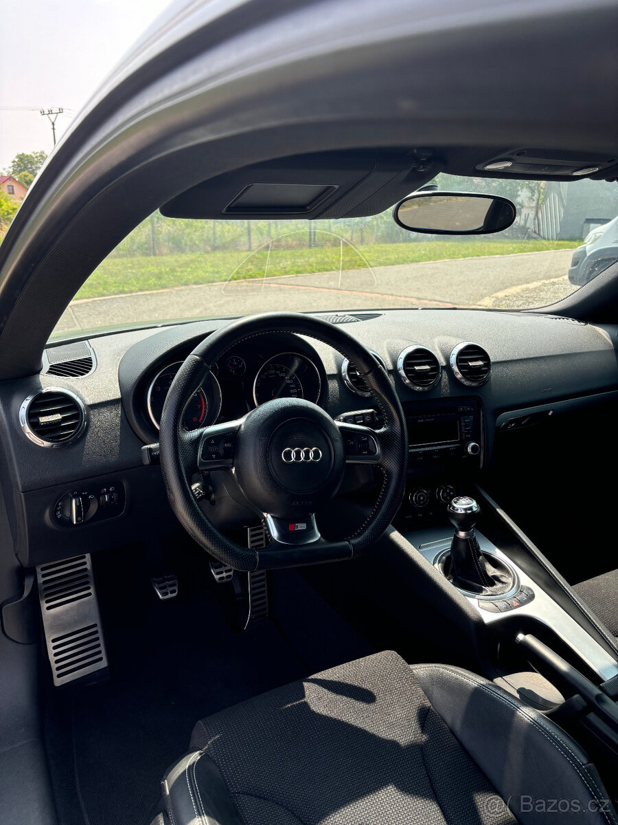 Audi TT, 1,8 TSFI, 118 kW, S-line - 8