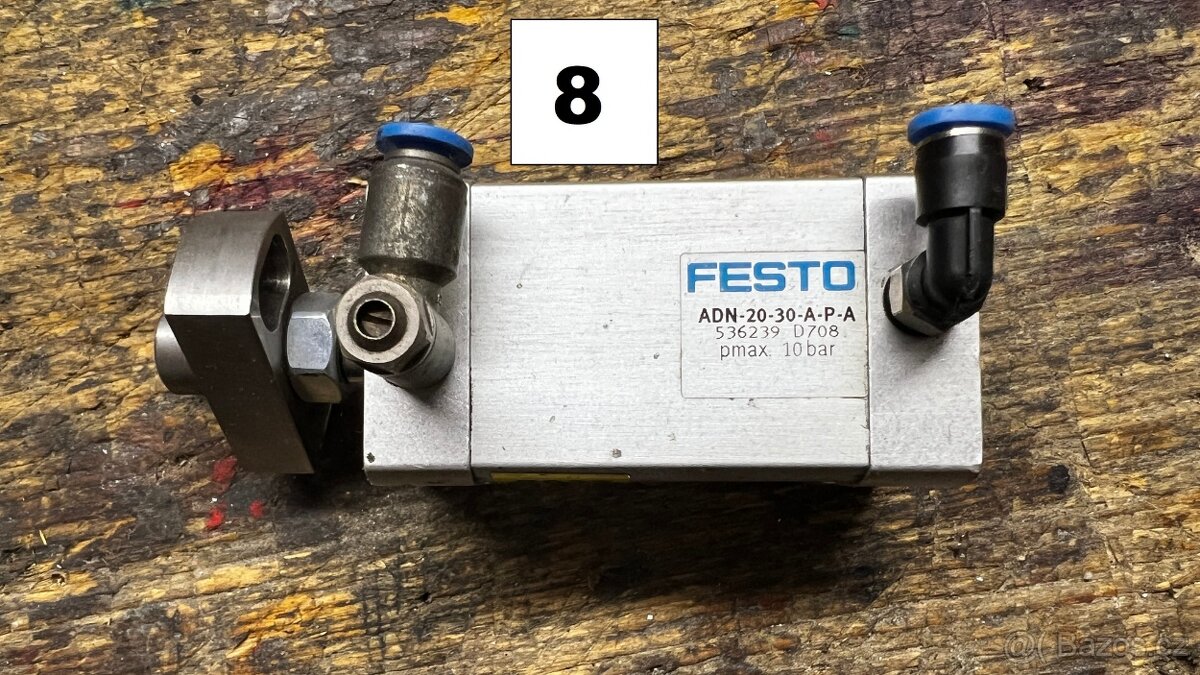 Pneumatický válec FESTO - 8