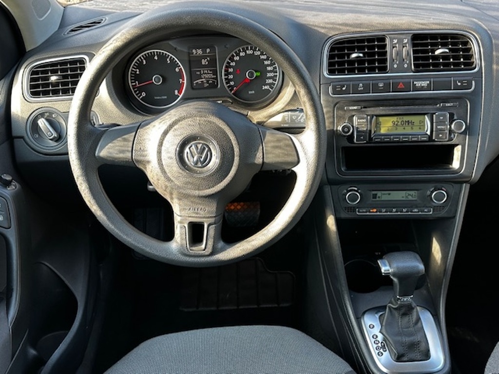 VW Polo 1.4i 63kw, r.2010, automat, serviska, STK, klima - 8