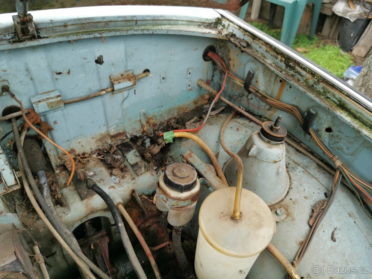 Trabant 601 combi - 8