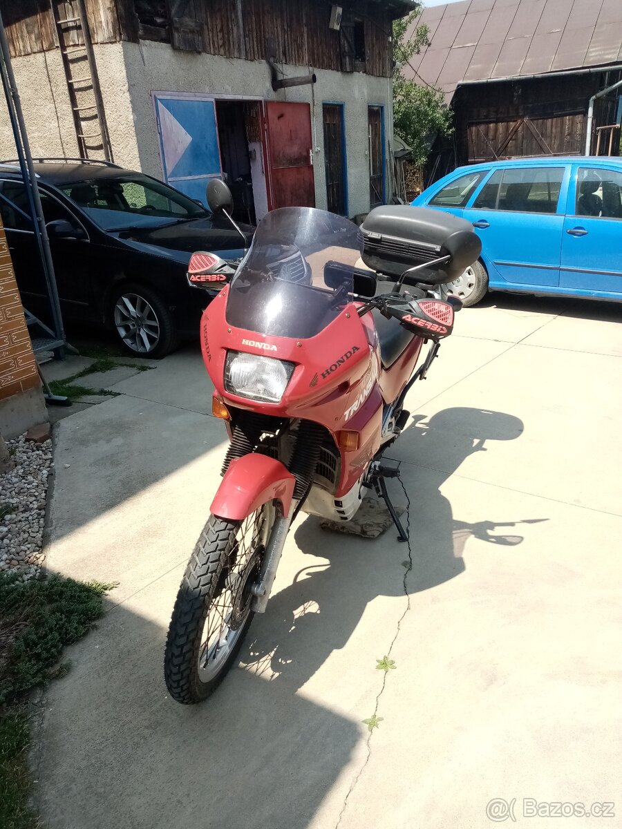 Honda XL600v Transalp - 8