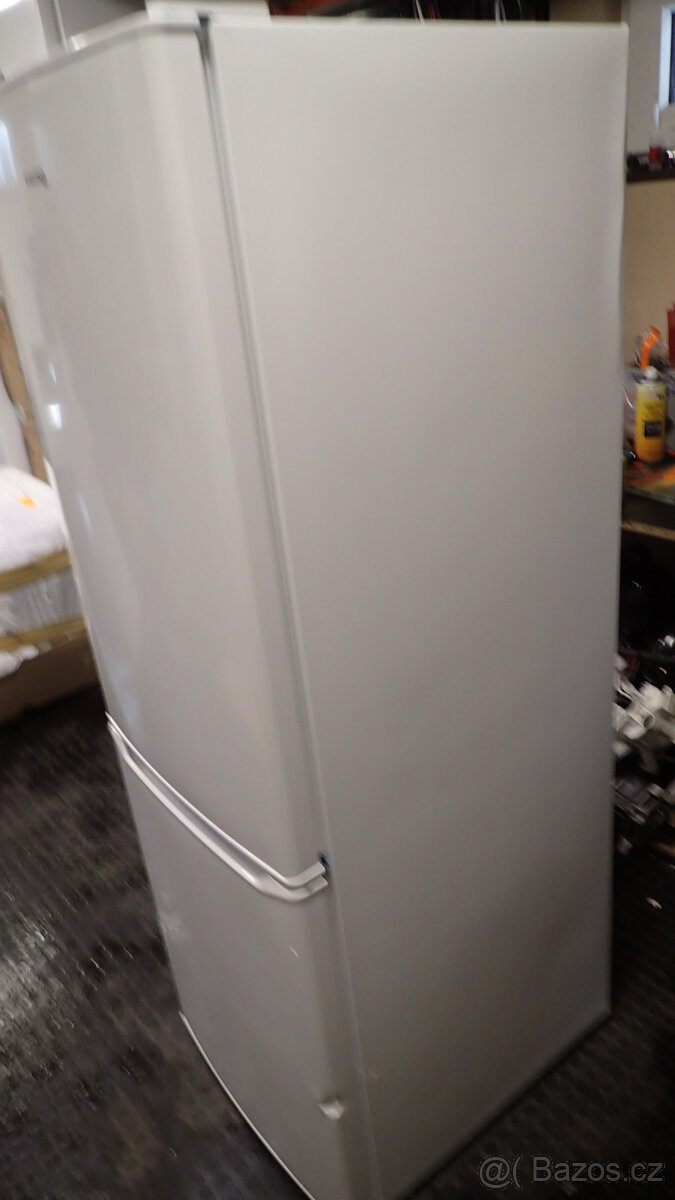 Lednice Siguro BF-C241W Essentials nové čti... - 8