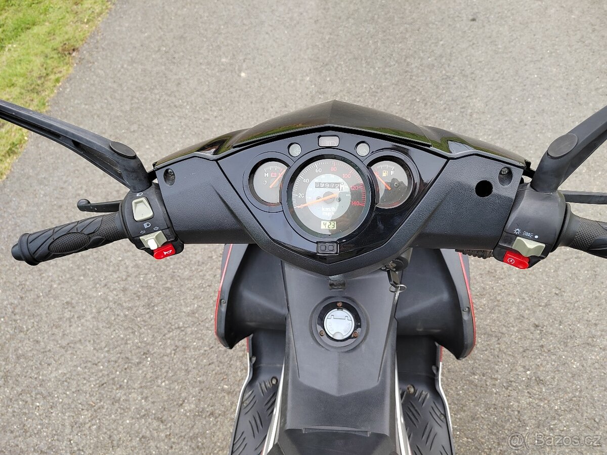 Skútr Motorro Maxx 125 - 8