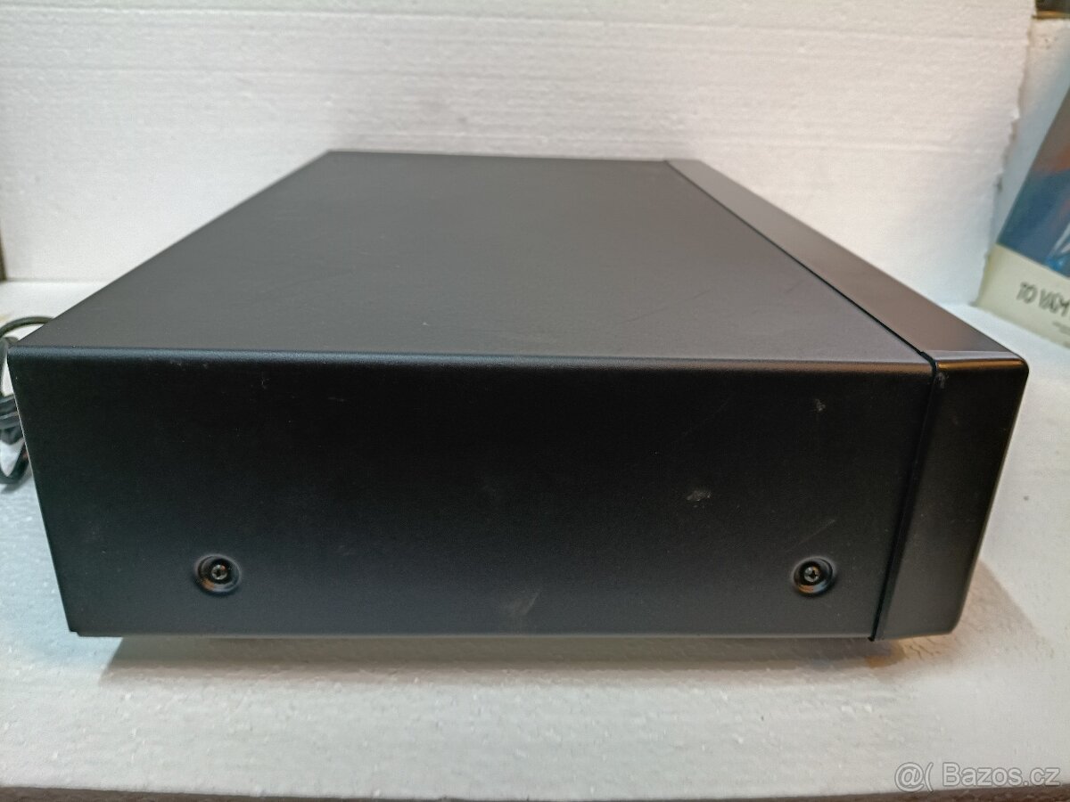 Onkyo DX-6820 CD přehrávač - 8