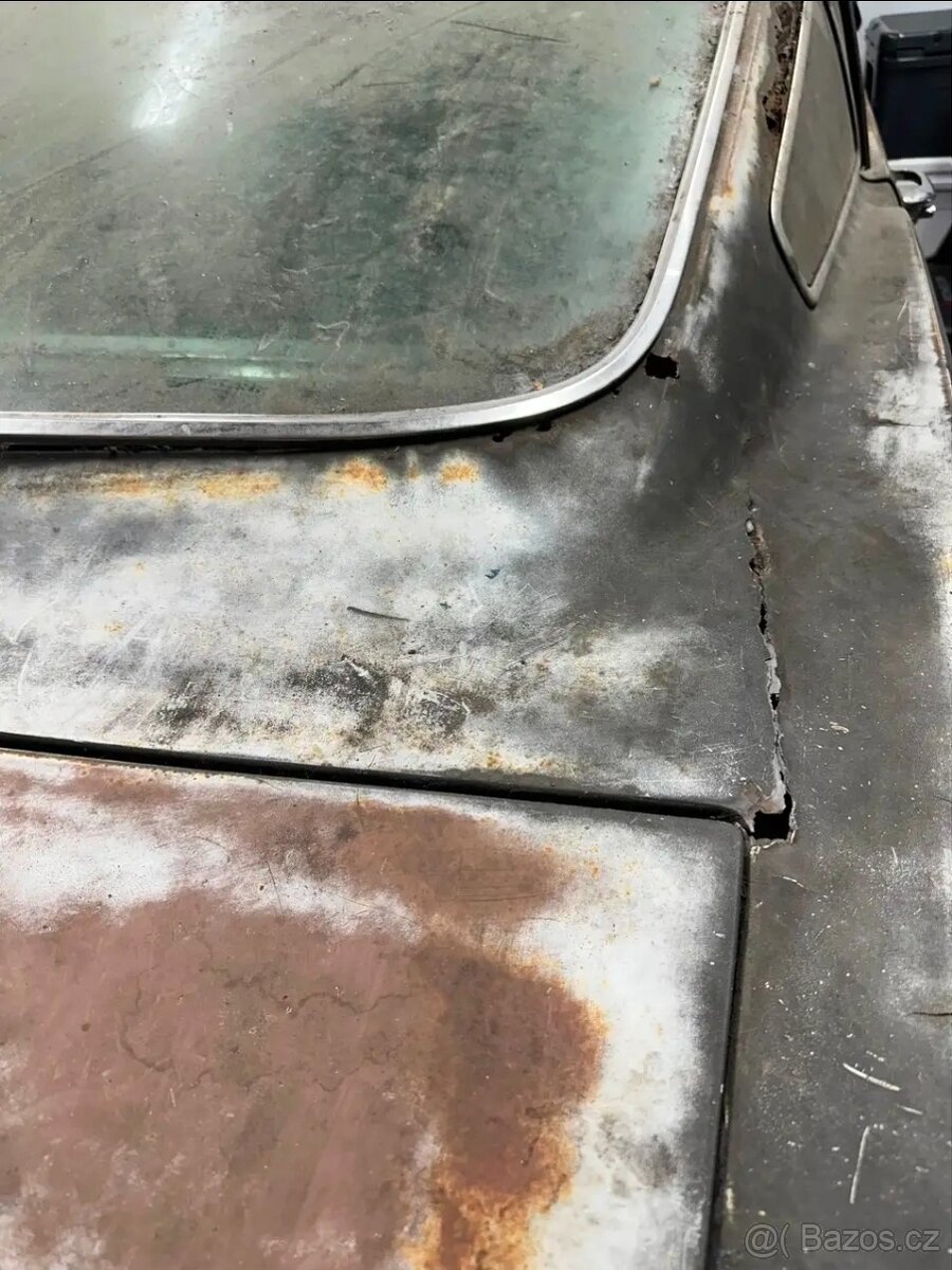 Ford Mustang Fastback - 8