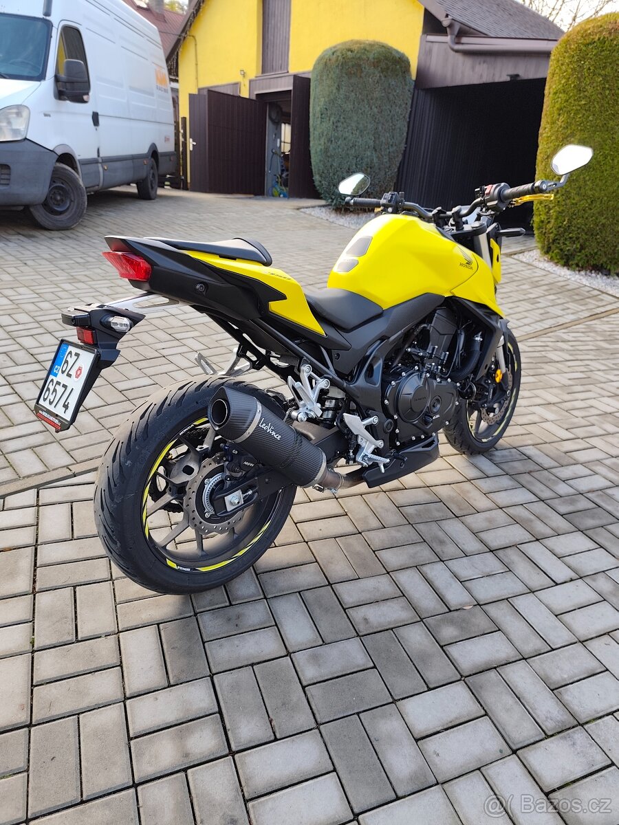 Honda CB 750 Hornet - 8