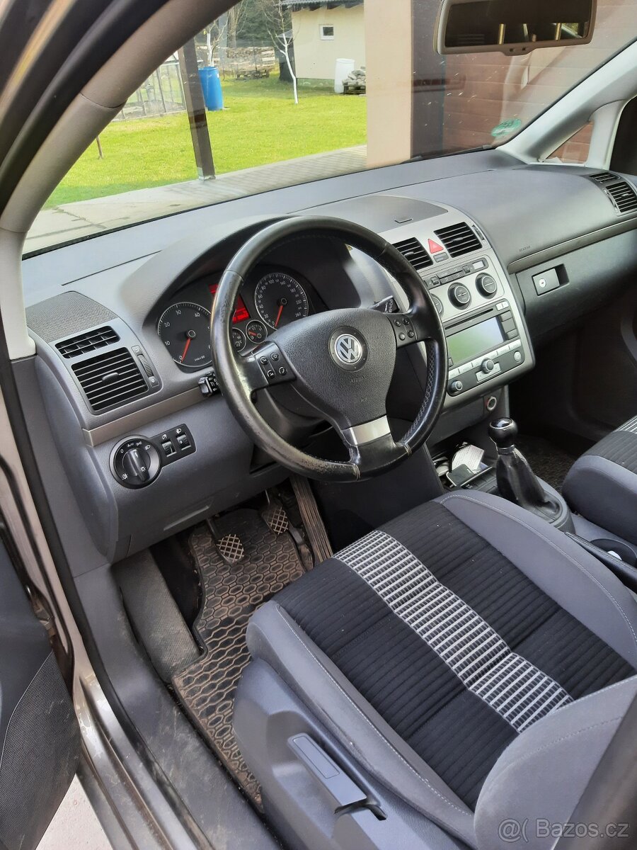 VW TOURAN TDI - 8