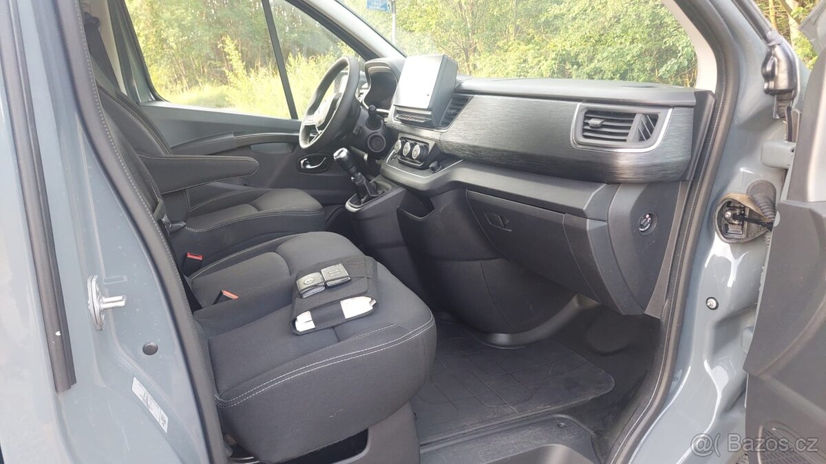 Renault Trafic SpaceClass Blue dCi 150 EDC - 8