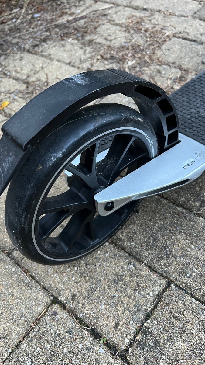 Skládací koloběžka pro dospělé OXELO Town 5 - 8