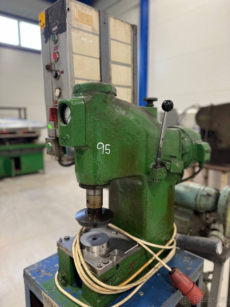 Hydraulický lis CDC 2-7+ dokumentace - více ks - 8