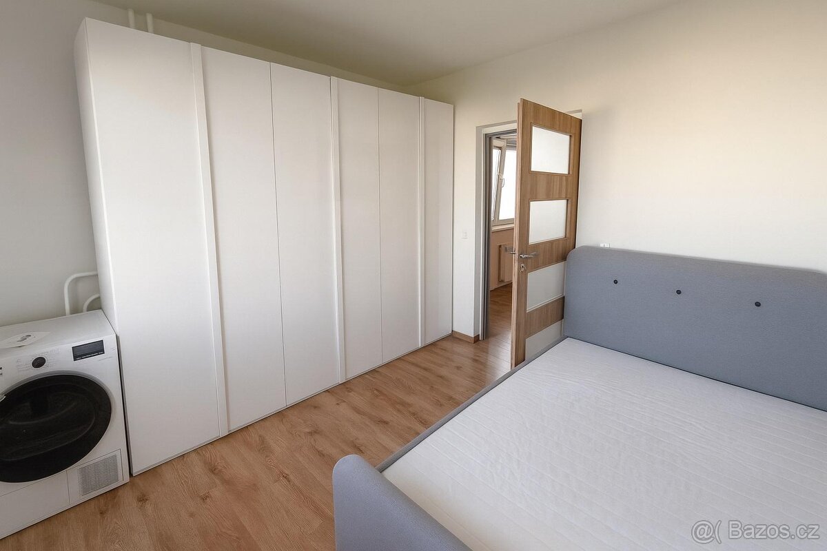 Prodej bytu 3+1 s balkonem, po rekonstrukci, Ostrava-Poruba - 8