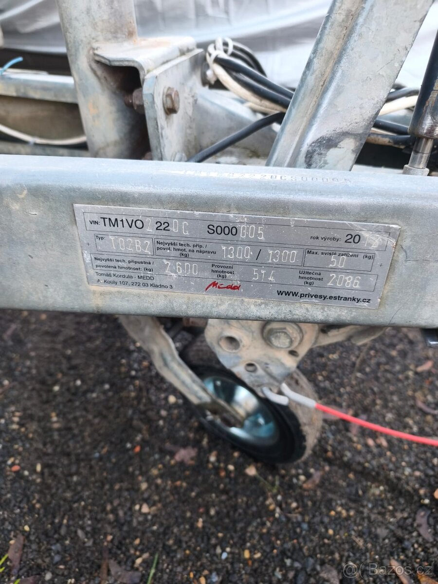 Bržděný přívěsný vozík - 8