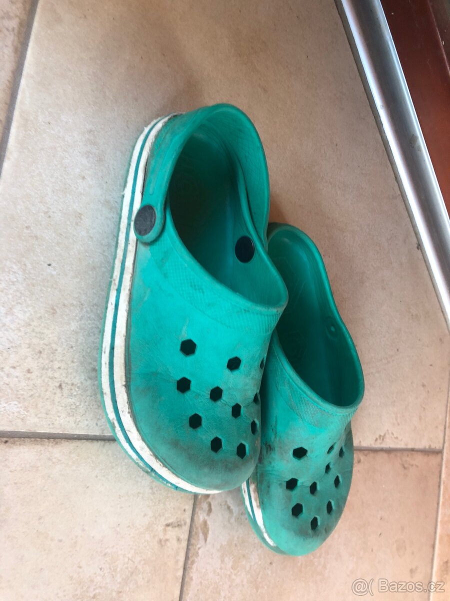 Dětské sportovní boty, ploutve, rukávky do bazénu - 8
