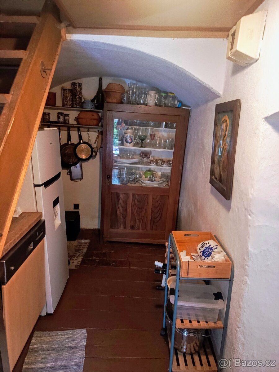 Prodej stylové chalupy se stodolou, jižní Čechy - 8