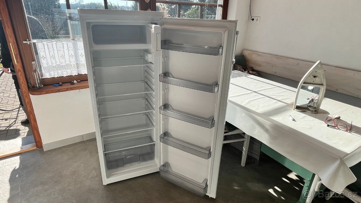 Lednička chladnička Lord R5 - 8